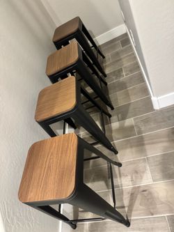 New Set of 4 Industrial Bar Stools