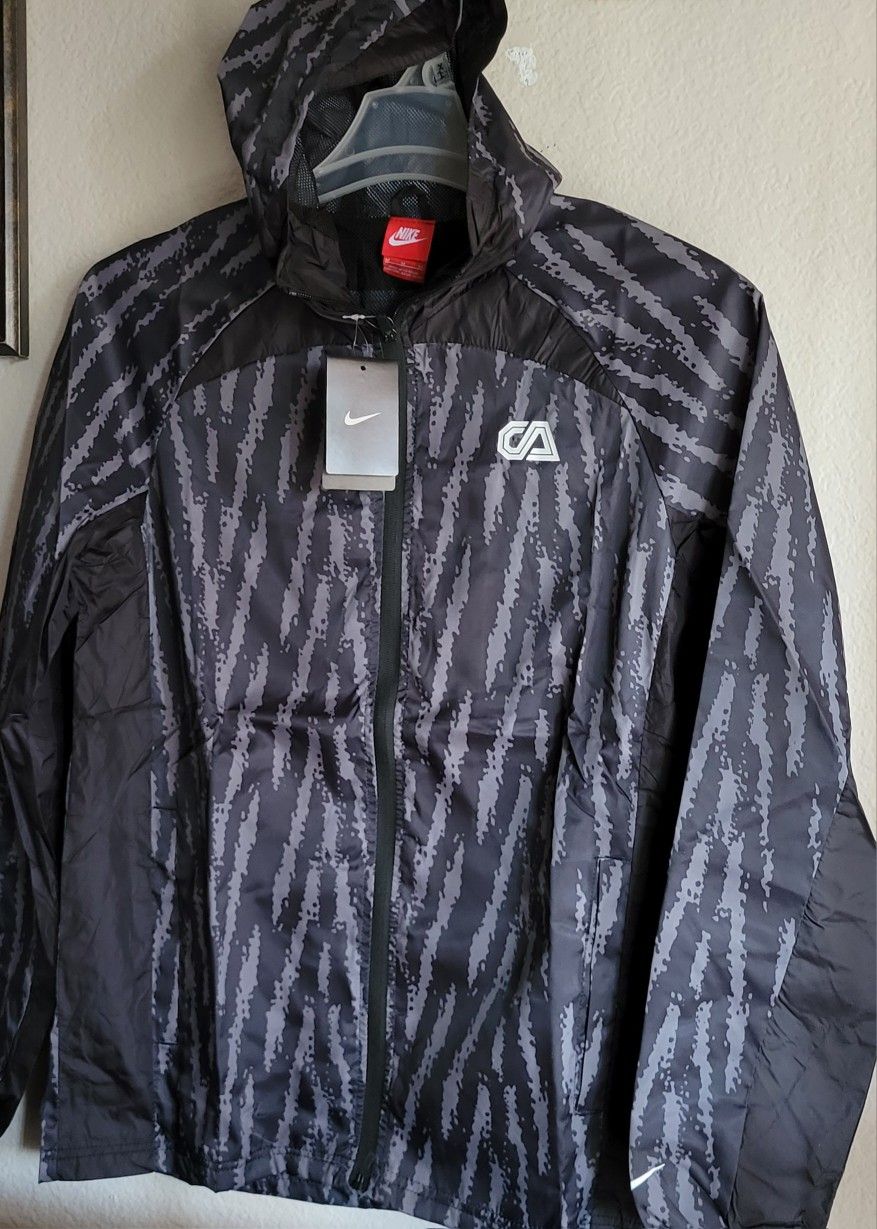 Nike Mens Windbreaker jacket Club America Size Larhe Y Xl No Trade