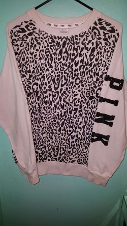 Victoria secret pink Cheetah pribt sweatshirt...size small...Good condition!