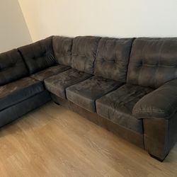 Sectional Sofa 