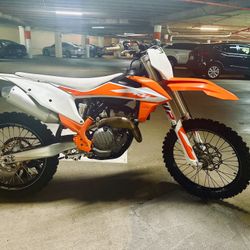 KTM SX—F 250 Dirt Bike 2021 Motocross