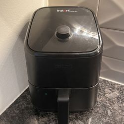 Instant Pot, 2-Quart Vortex Mini Air Fryer Oven, 4-in-1 Oil-Less Cooker, Roaster, Toaster, Crisper, Dehydrater, Warmer & More