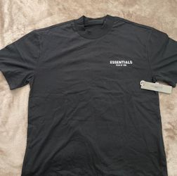 Black and white fw24 essentials tee