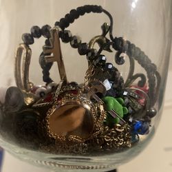 Random Jewelry  +2 Roll On Perfumes 