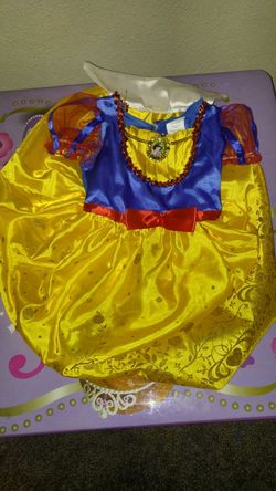 Snow white costume