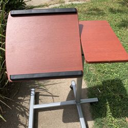 TABLE+Portable + Adjustable +4 Wheels