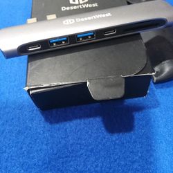USB C ADAPTER 