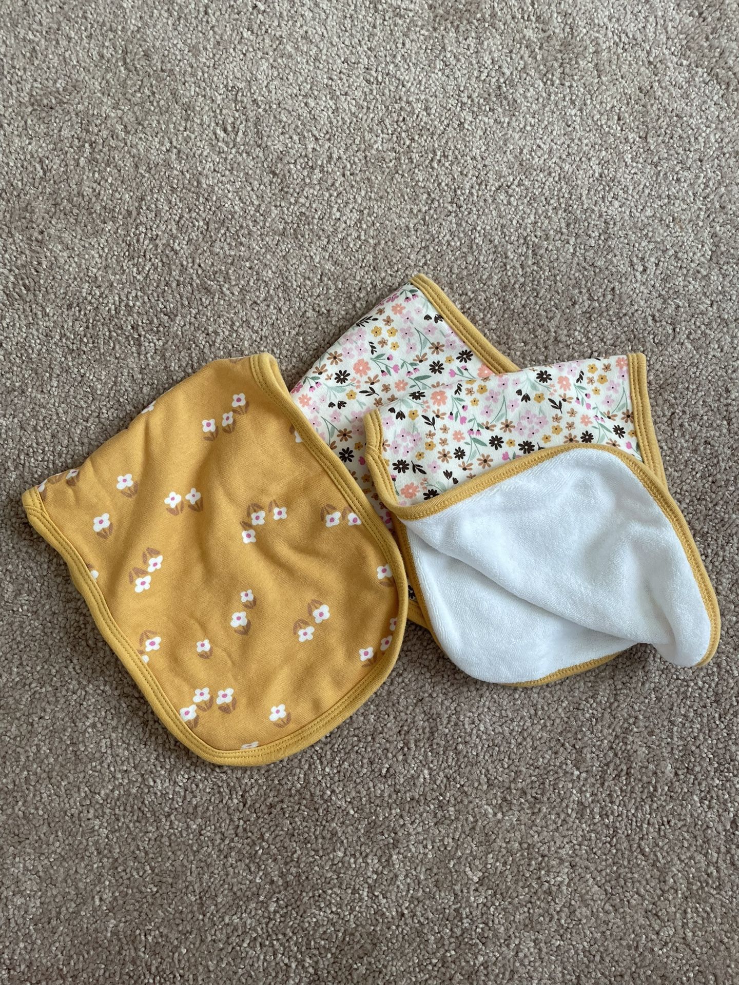 Gerber Set Of 3 Burp Cloths