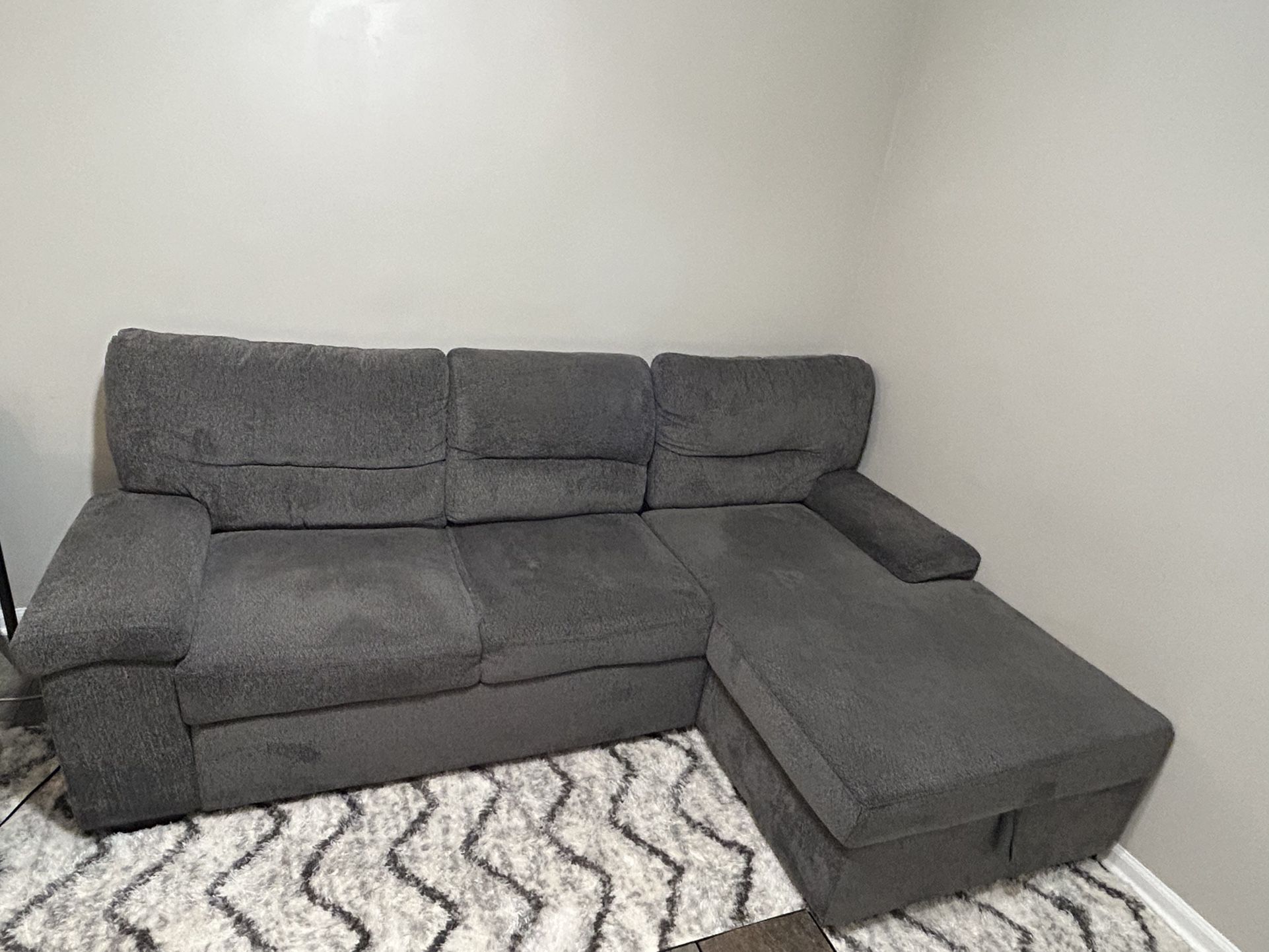 Sleeper Sectional w/ Storage