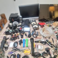 GIANT ELECTRONIC SALE (SUNDAY, MONDAY, TUESDAY AND WEDNESDAY)