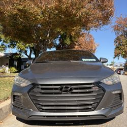 2018 Hyundai Elantra