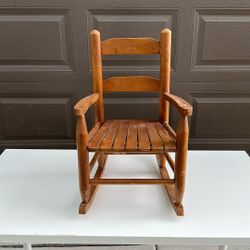 Children’s Rocking Chair 