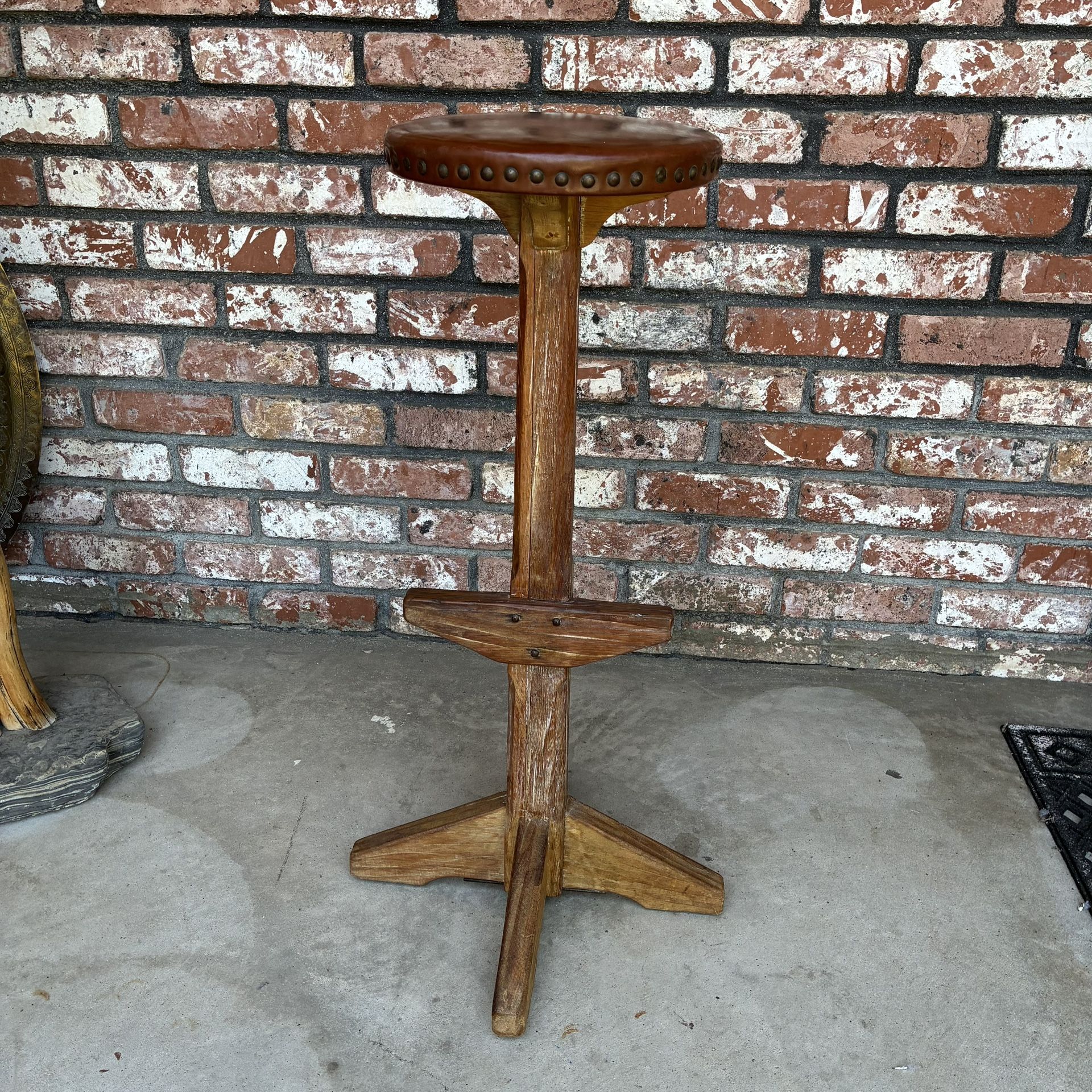 Ranch Oak Barstool With Brown Leather Seat