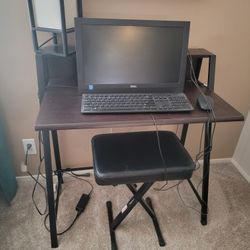 Small Computer Desk