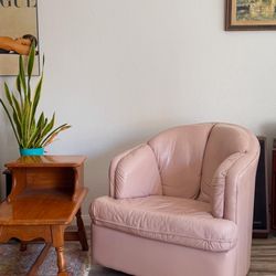 Pink Leather Swiveling Barrel Chair