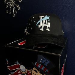 31 Hats Blue LA