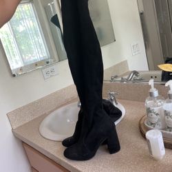 Black Knee High Boots 5.5 