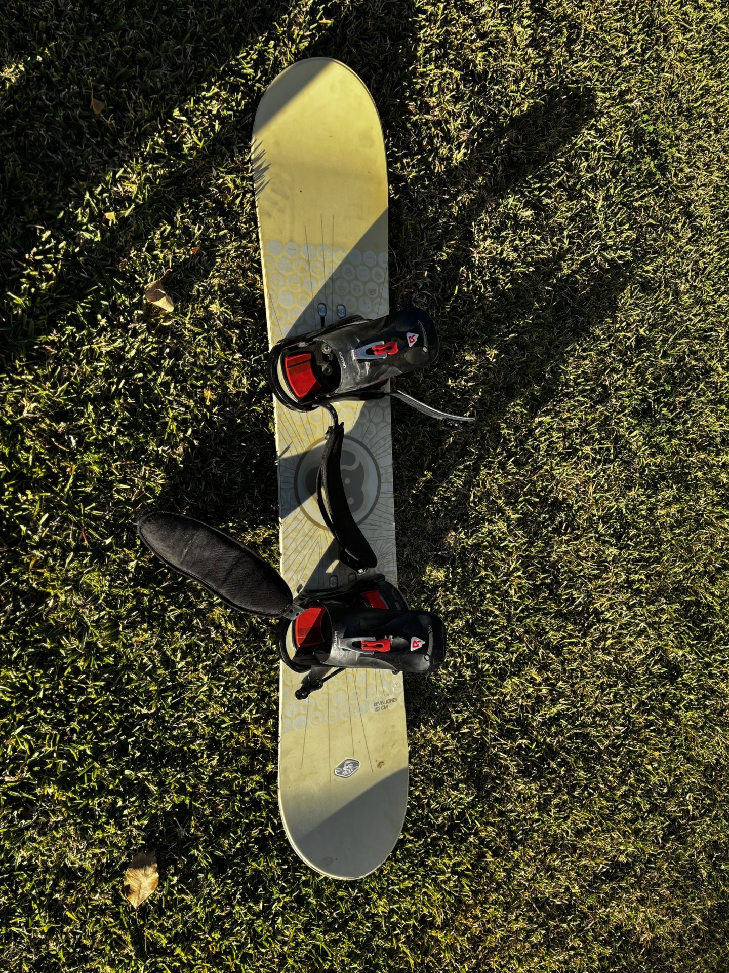 Snowboard w/ Bindings