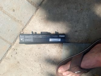 Dell TK330 Laptop Battery 