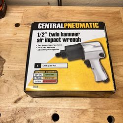 CENTRALPNEUMATIC 1/2" twin hammer air impact wrench