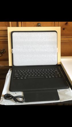 BRAND NEW tablet keyboard case 11x8.3