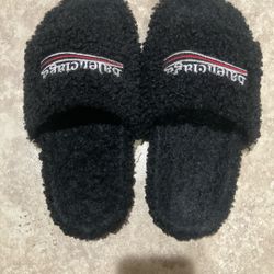 Balenciaga Slides 