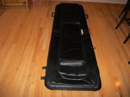 Acu - Massage electric table with heat in great condition! Amazing massage table called an acu-massage table from france bed with heat. $2000 new