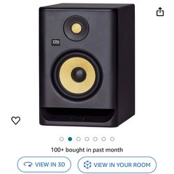 Two studio Monitor Speakers 