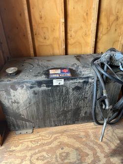 Hundred gallon diesel tank