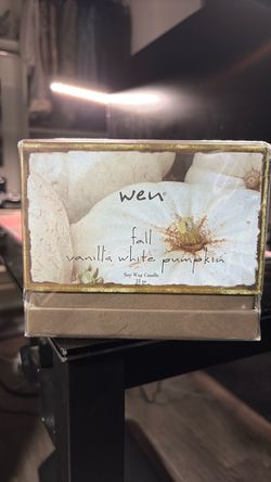 🕯️ NEW WEN Vanilla White Pumpkin 22oz Soy Candle – Sealed