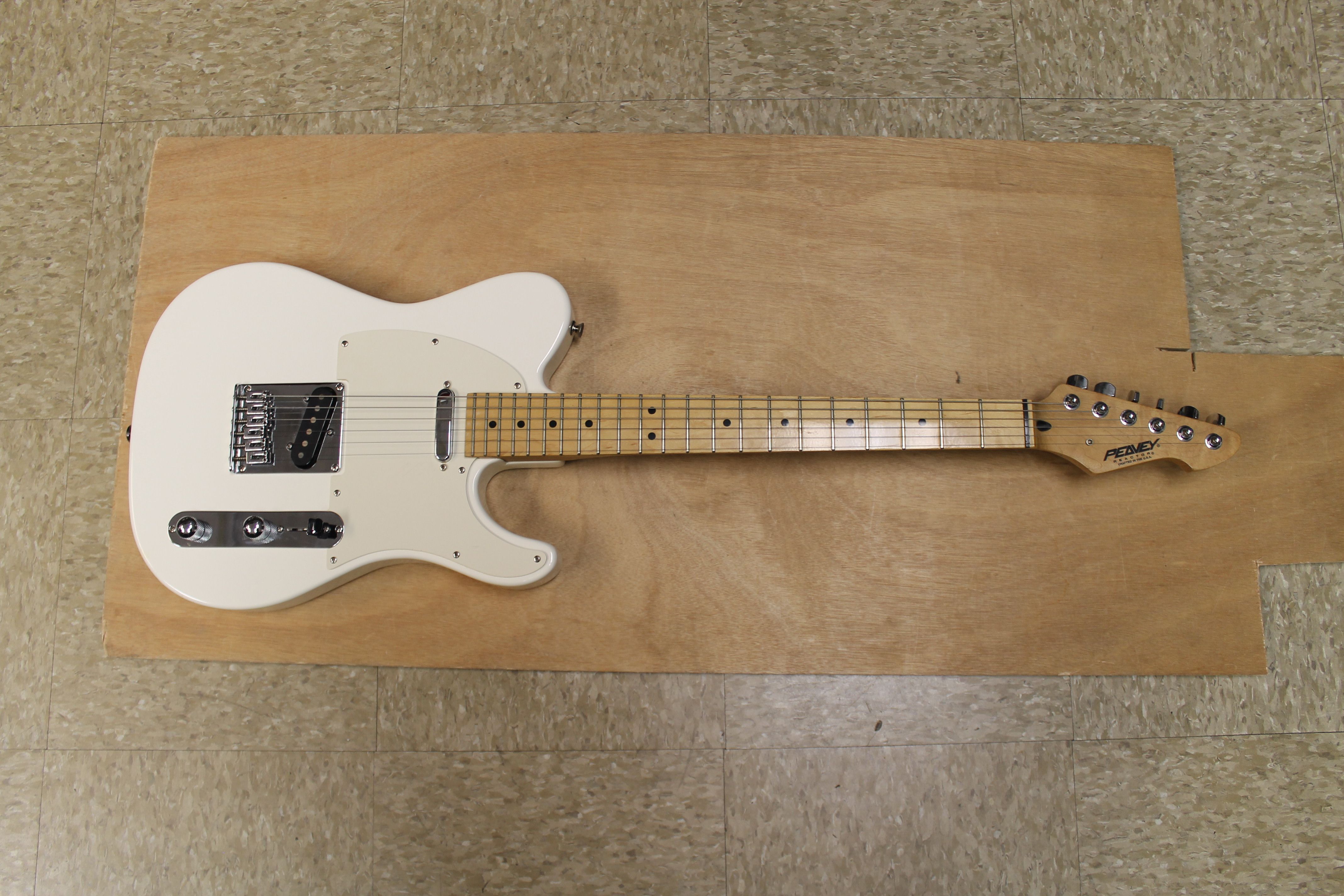 PEAVEY REACTOR Telecaster Style White Made In USA Guitar - $299