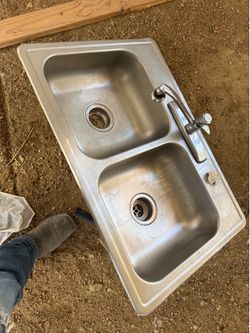 Kitchen sink  with faucet