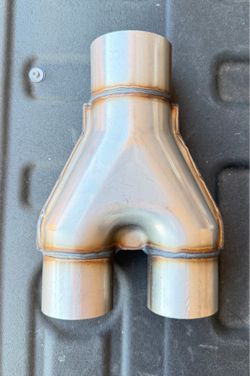 3” Single  to 2.5” Dual Exhaust Y Pipe