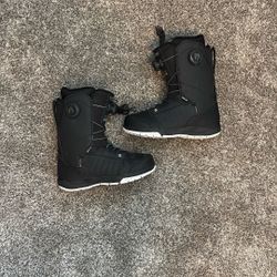 Size 8 Men’s: RIDE Deadbolt Zonal Snowboard Boots 