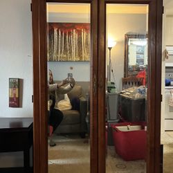 BEAUTIFUL CLASSIC CRATE AND BARREL BARELY  USED AMOIRE!