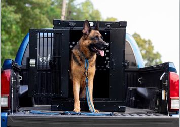 LARGE Kennel Boss Collapsible Aluminum Lightweight Travel Dog Crate in BLACK