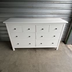 White IKEA Hemnes 8 Drawer Dresser for Sale in Phoenix, AZ - OfferUp White IKEA Hemnes 8 Drawer Dresser for Sale in Phoenix, AZ - OfferUp