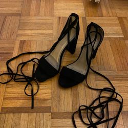 Lulu Black Tie Up Heels (sz 6.5)