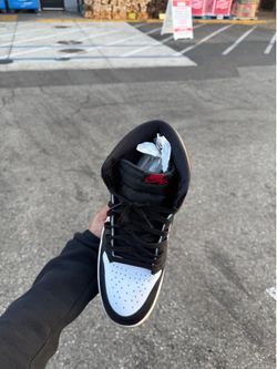 Air Jordan 1 retro High OG Black Toe
