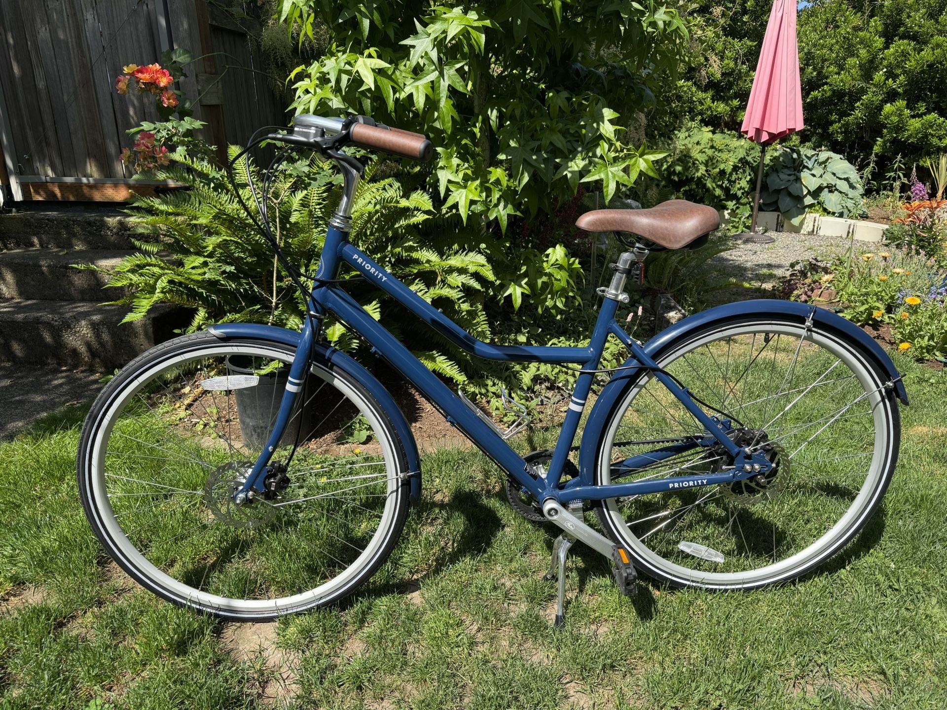 Priority Turi Belt Drive Bike