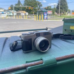 Contax G1 (Green Label) /w 45mm Lens