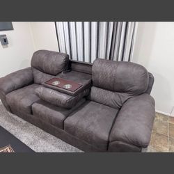 Denali Brown Sofa.  Sofa - 93x37x39 