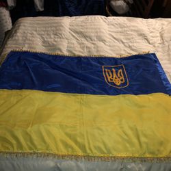 LARGE UKRAINIAN FLAG 🇺🇦 WITH TRIDENT 🔱 