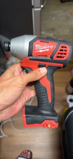 Milwaukee m18 impact driver (used) like new tool onlyi