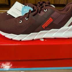 Women's BRAND NEW Puma Training Shoes - Size 10