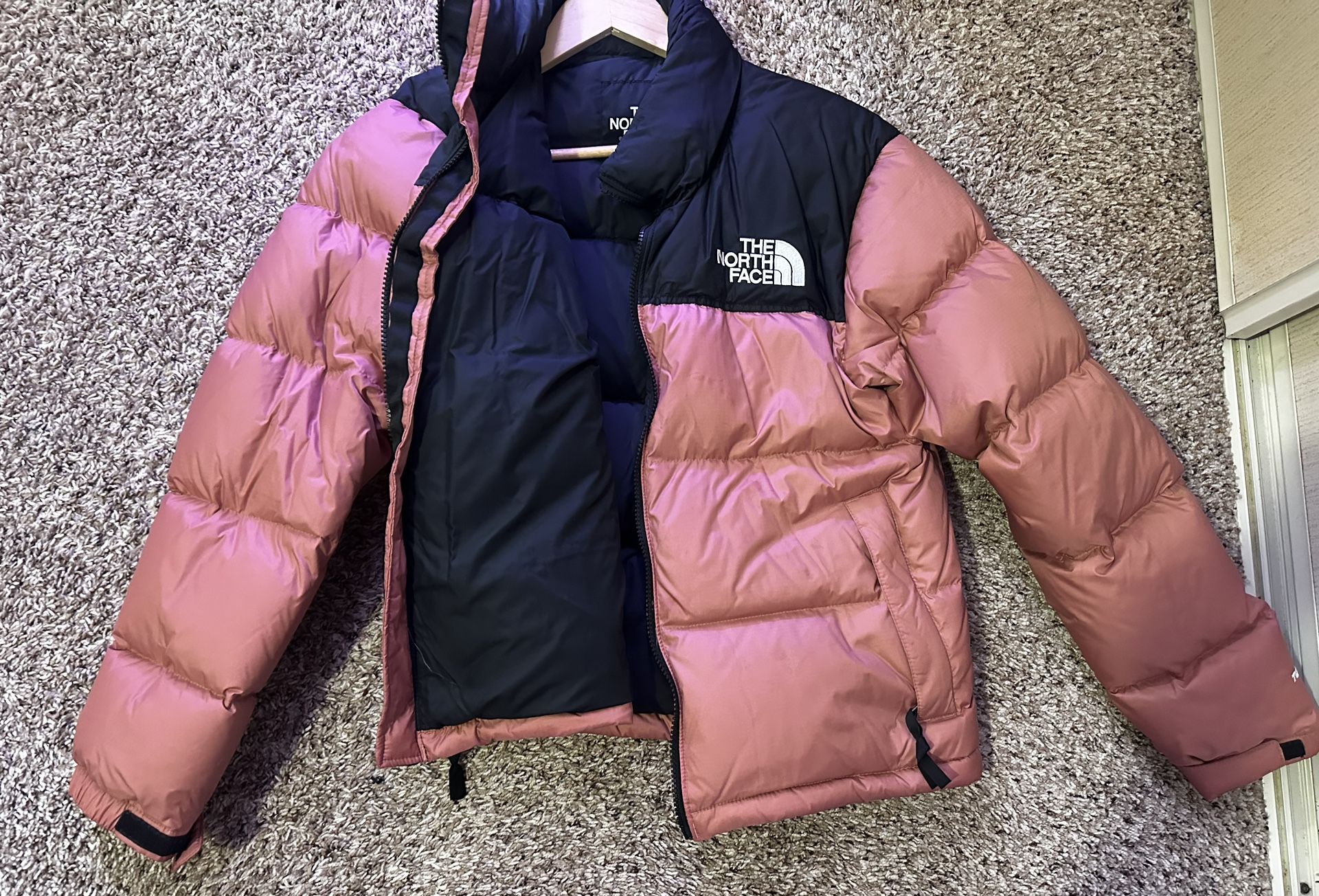 Women’s North Face Coat Medium