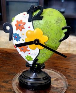 Cute Table Clock