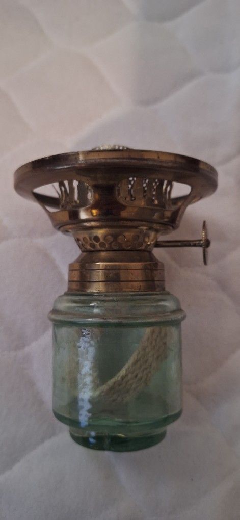 Antique Vintage Mini Green Glass Round Bottom Base Karosene Lamp W / Original Wick