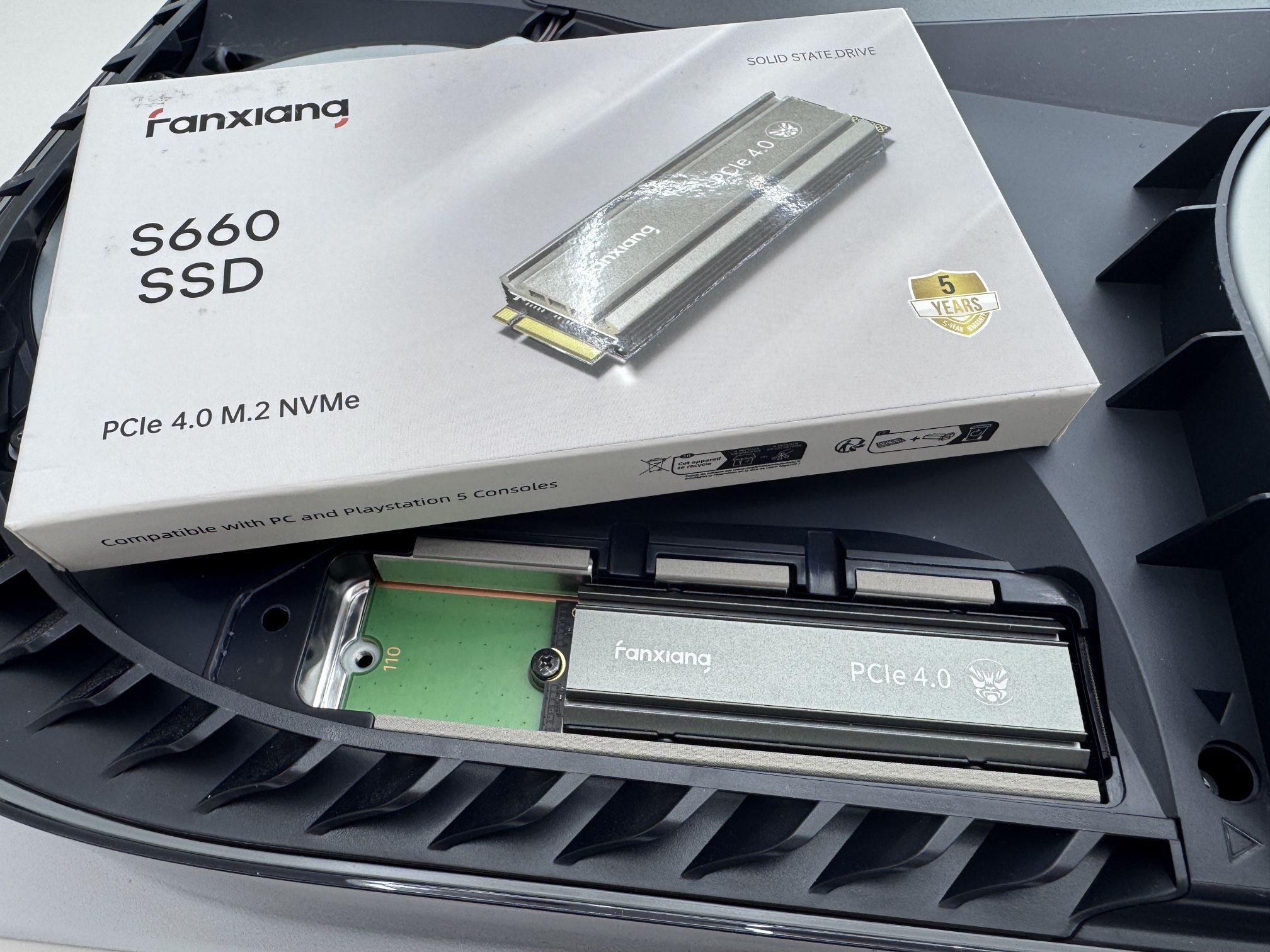 Brand New S660 PCIe 4TB NVMe SSD for PS5 with Heatsink, Up to