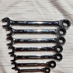 Pittsburgh Pro Racheting Socket Set